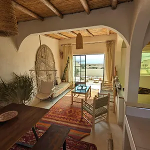 Moroccan Boho Surf House Séjour chez l'habitant