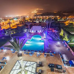 4* Hotell Oasis &